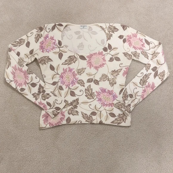 Floral Sweater - Picture 1 of 6